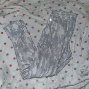 Buff Bunny jasmine jogger - White Camo